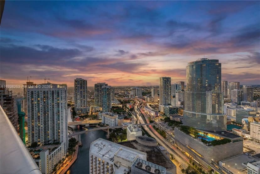200 Biscayne Boulevard Way # 4414, Miami FL 33131
