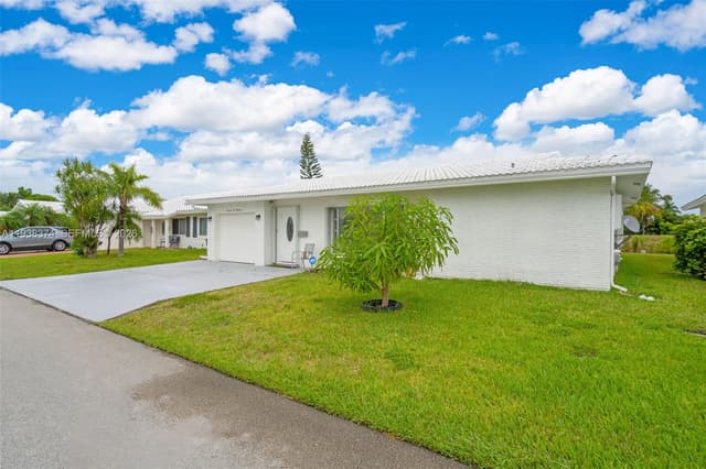 7500 NW 66th Ter, Tamarac FL 33321 - Tamarac, FL - Photo 3