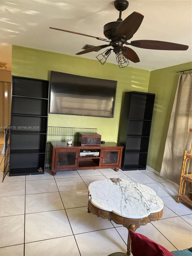 17 E 50th Pl, Hialeah FL 33013 - Hialeah, FL - Photo 6