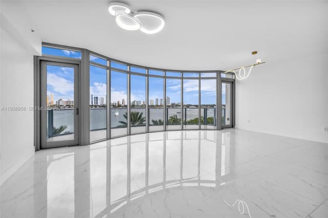 17111 Biscayne Blvd # 411, North Miami Beach FL 33160 - North Miami Beach, FL - Photo 6