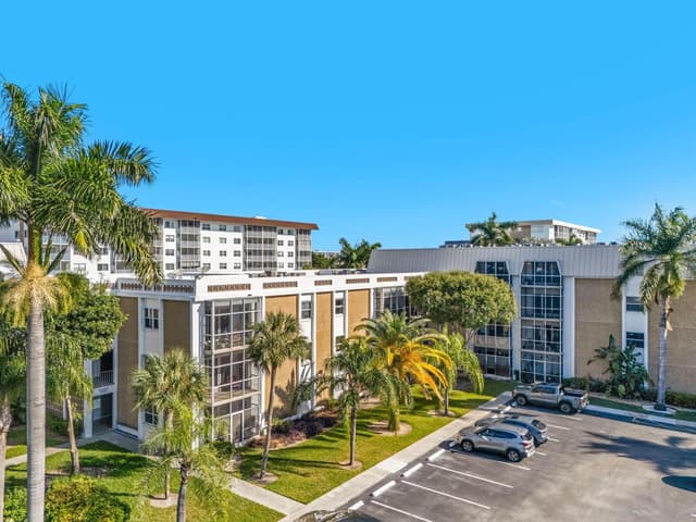 3020 NE 16th Avenue # 105, Oakland Park FL 33334 - Oakland Park, FL - Photo 3