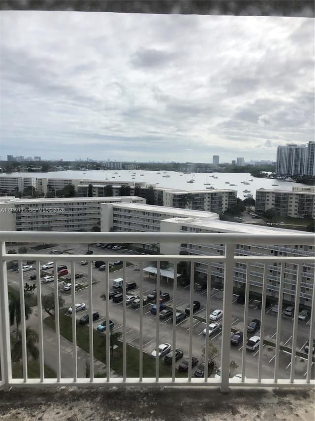 18011 Biscayne Blvd # 1403, Aventura FL 33160 - Aventura, FL - Photo 4
