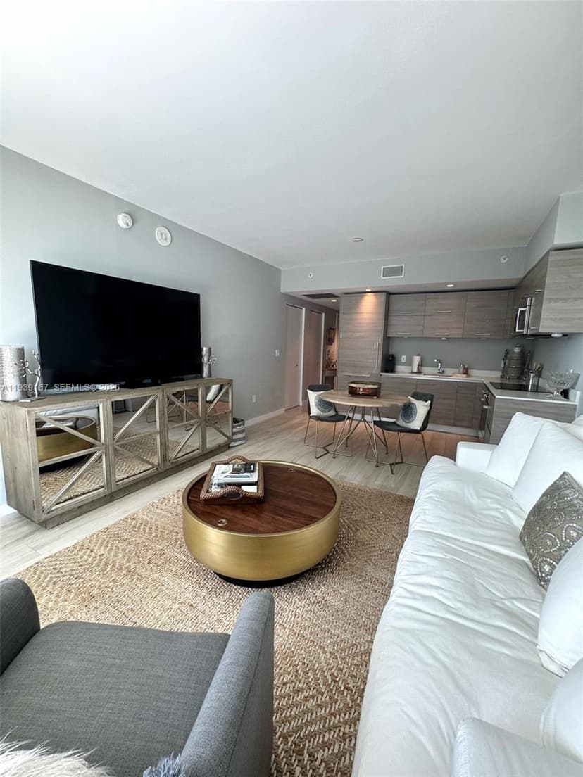 1300 S Miami Ave # 2808, Miami FL 33130