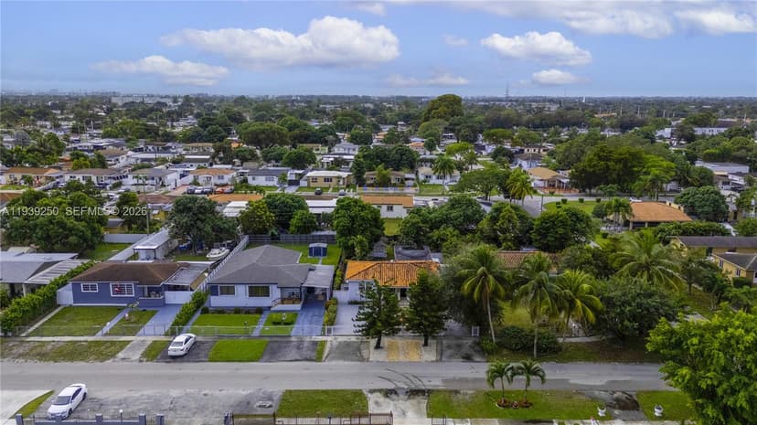 116 E 59, Hialeah FL 33013