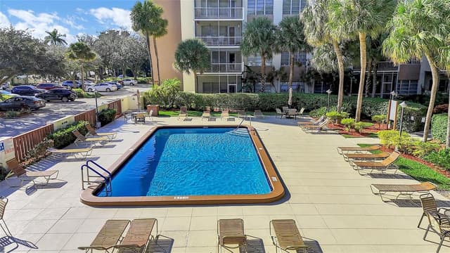 10777 W Sample Road # 711, Coral Springs FL 33065 - Coral Springs, FL - Photo 3