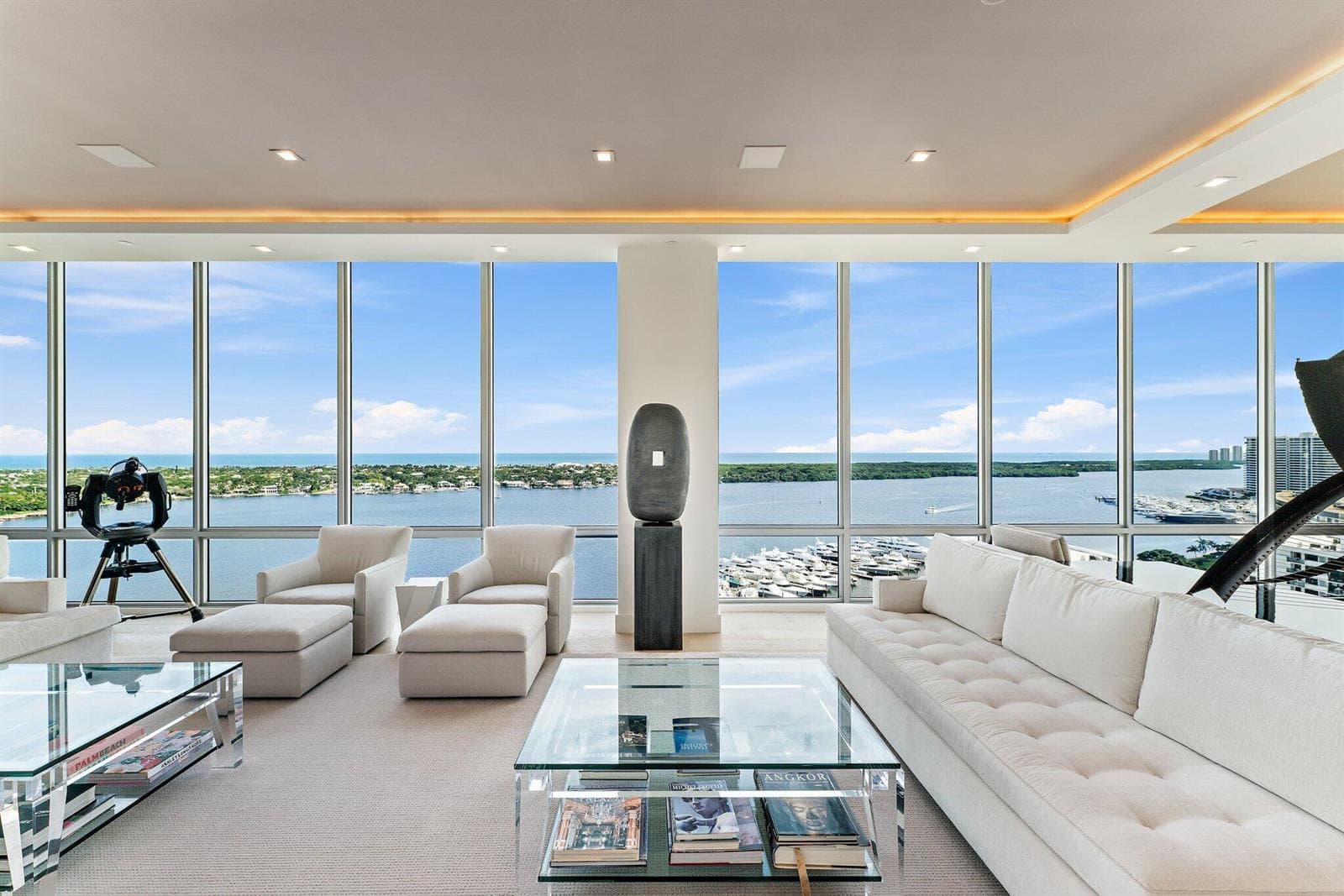 3 Water Club Way # 1902, North Palm Beach FL 33408