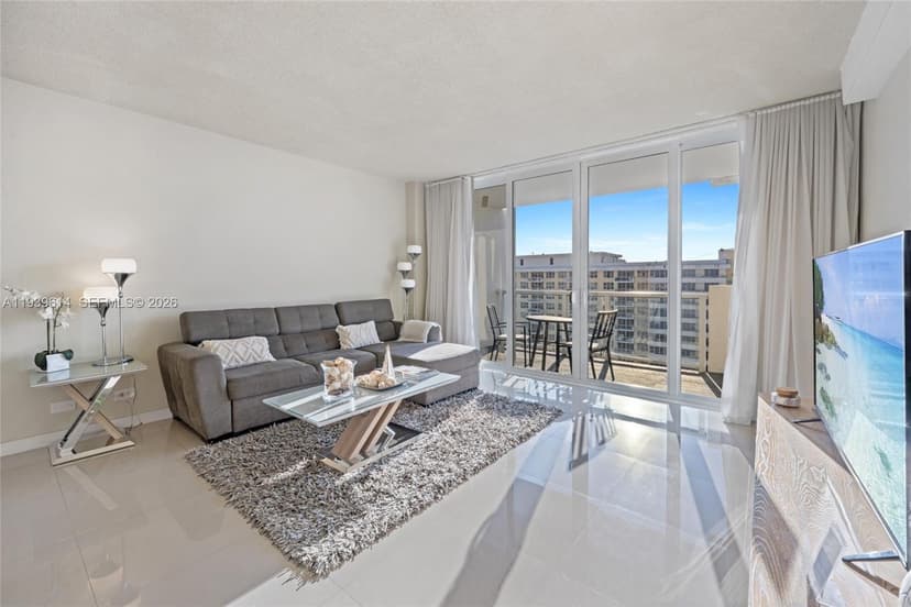 5601 Collins Ave # 1618, Miami Beach FL 33140