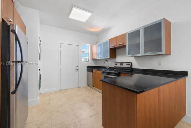 1045 Lenox Ave # 7, Miami Beach FL 33139 - Miami Beach, FL - Photo 5