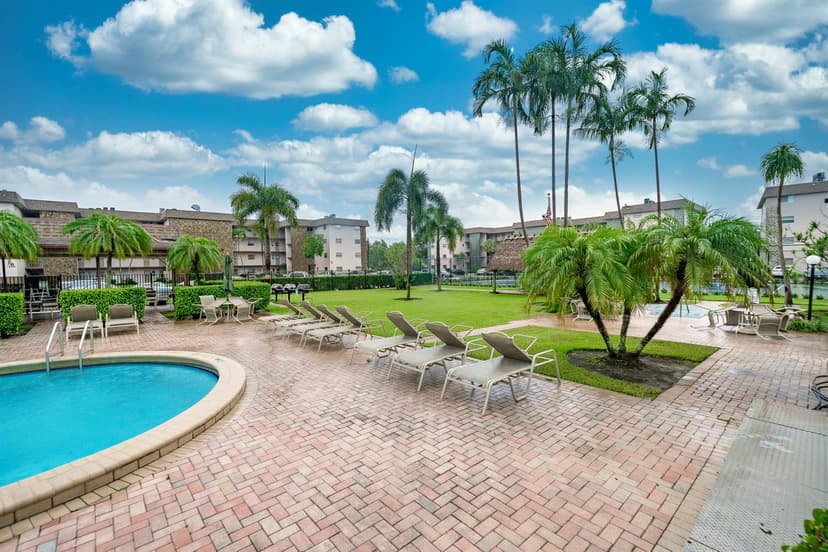 8141 SW 24th Court # 108, Davie FL 33324