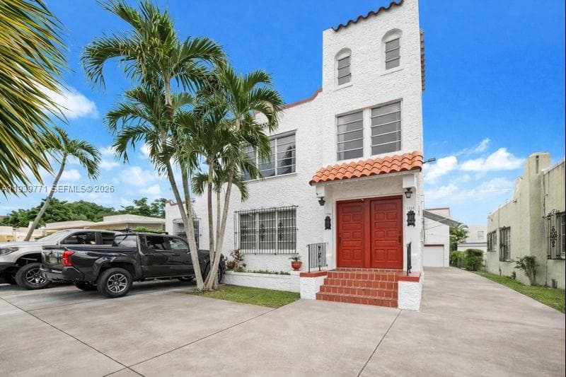 1736 SW 9th St, Miami FL 33135