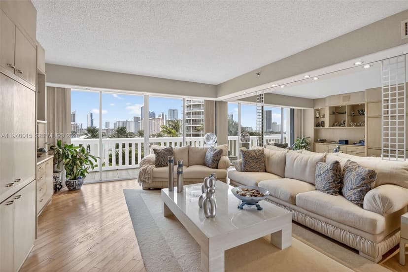 3000 Island Blvd # 502, Aventura FL 33160