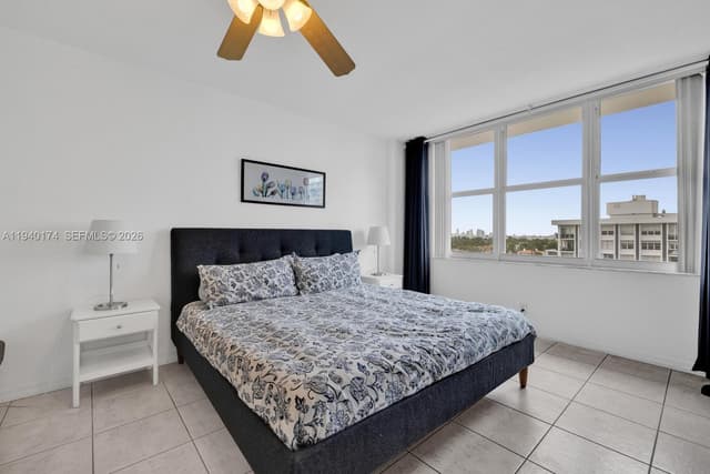 5601 Collins Ave # 825, Miami Beach FL 33140 - Miami Beach, FL - Photo 7