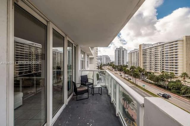 5601 Collins Ave # 825, Miami Beach FL 33140 - Miami Beach, FL - Photo 4