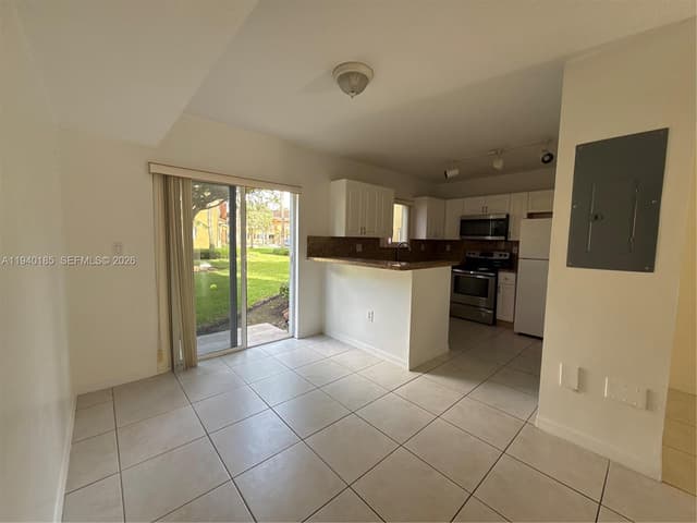 935 NE 33rd Terr # 104, Homestead FL 33033 - Homestead, FL - Photo 3