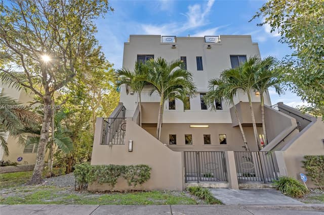 1405 Galiano St # 4, Coral Gables FL 33134 - Coral Gables, FL - Photo 2