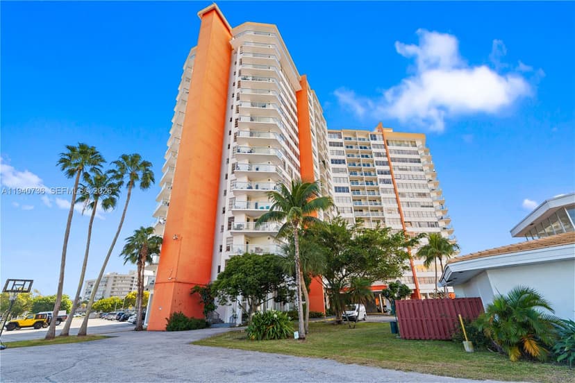 1351 NE Miami Gardens Dr # 301E, Miami FL 33179