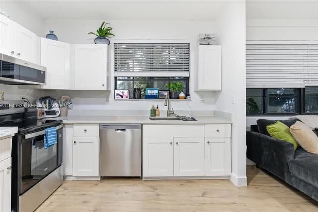 632 15th St, Miami Beach FL 33139 - Miami Beach, FL - Photo 7