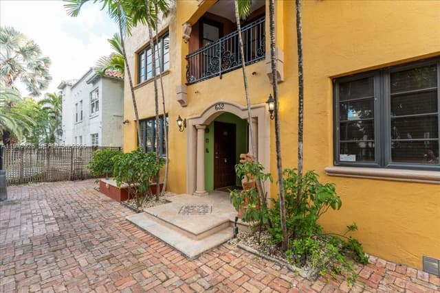 632 15th St, Miami Beach FL 33139 - Miami Beach, FL - Photo 3