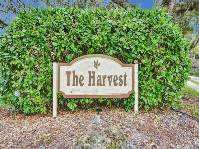 2910 SW 87th Ter # 1701, Davie FL 33328 - Davie, FL - Photo 2