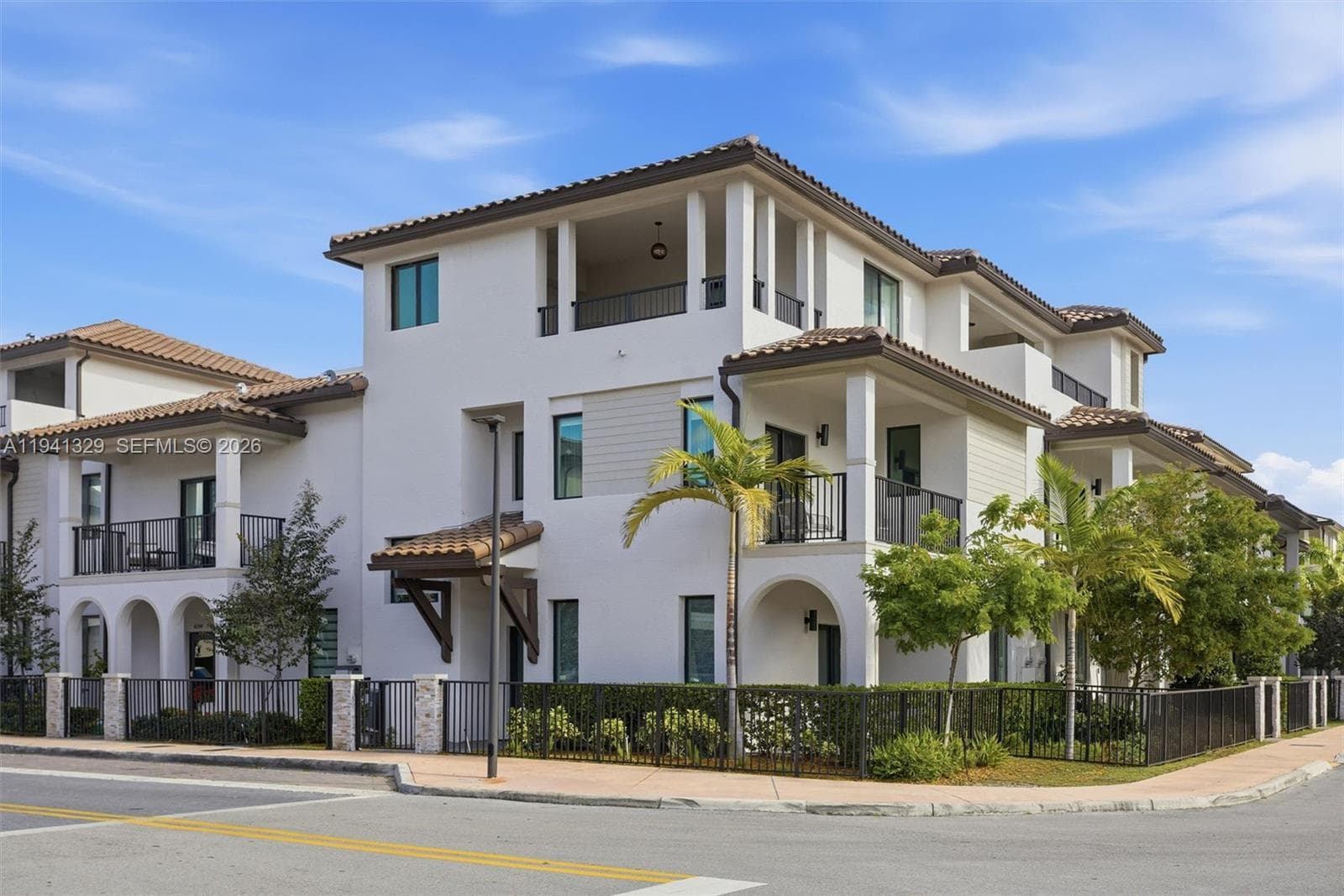 4250 NW 83rd Ave, Doral FL 33166 - Doral, FL - Photo 1