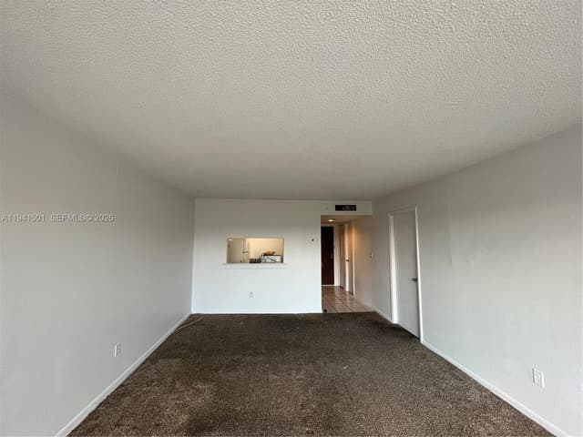 492 NW 165th St Rd # 611, Miami FL 33169 - Miami, FL - Photo 6