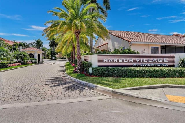 21150 Jib Ct # J12, Aventura FL 33180 - Aventura, FL - Photo 2