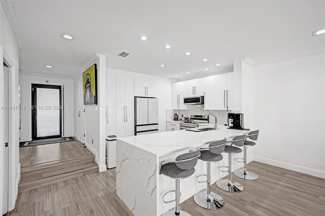 21150 Jib Ct # J12, Aventura FL 33180 - Aventura, FL - Photo 5