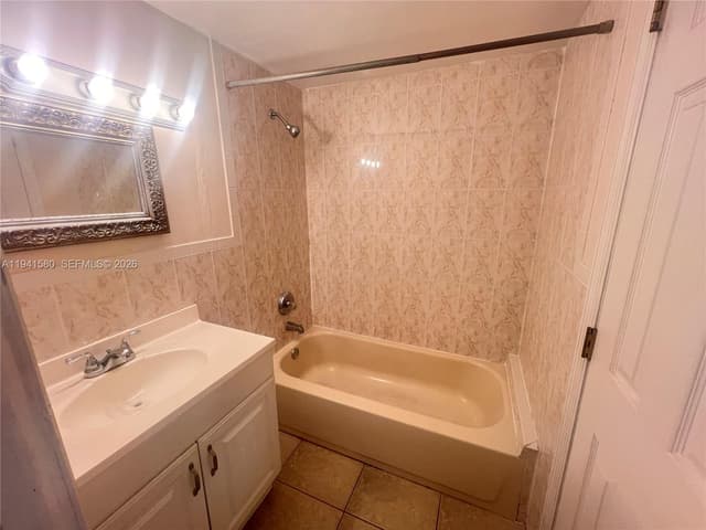 12290 NE 11th Ct # 203, North Miami FL 33161 - North Miami, FL - Photo 7