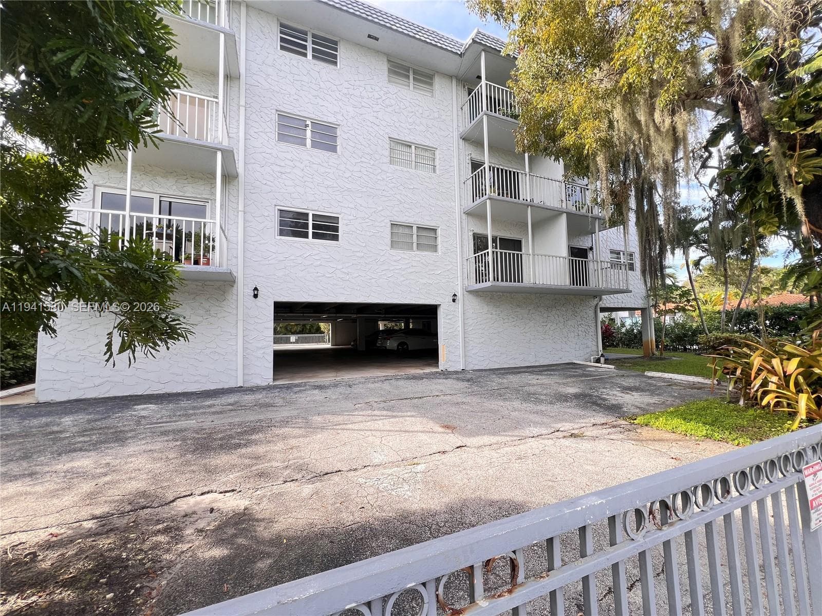 12290 NE 11th Ct # 203, North Miami FL 33161 - North Miami, FL - Photo 1