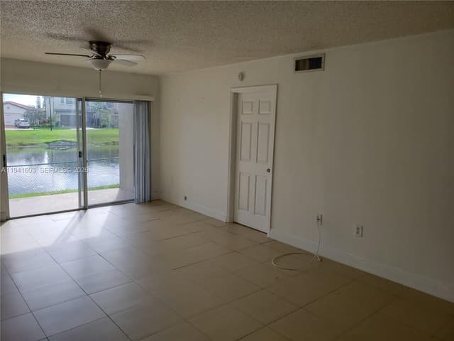 461 SW 113th Way # 461, Pembroke Pines FL 33025 - Pembroke Pines, FL - Photo 6