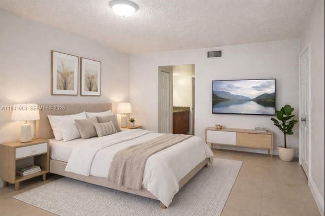 461 SW 113th Way # 461, Pembroke Pines FL 33025 - Pembroke Pines, FL - Photo 5