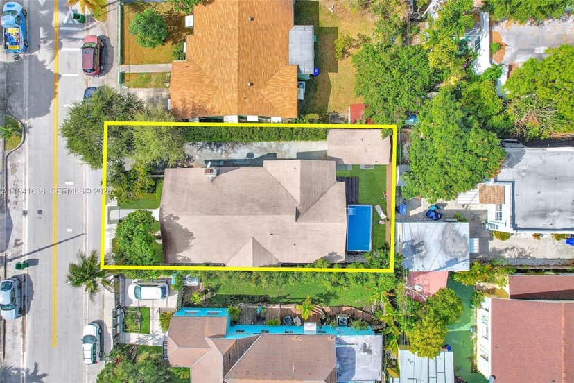 37 NW 47th St, Miami FL 33127