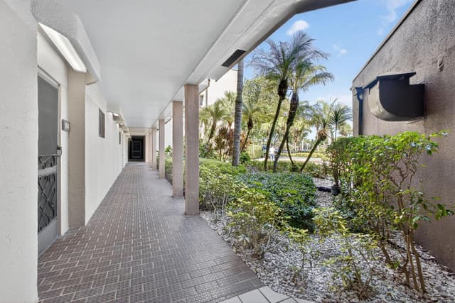 4770 Fountains Drive # 104, Lake Worth FL 33467 - Lake Worth, FL - Photo 7