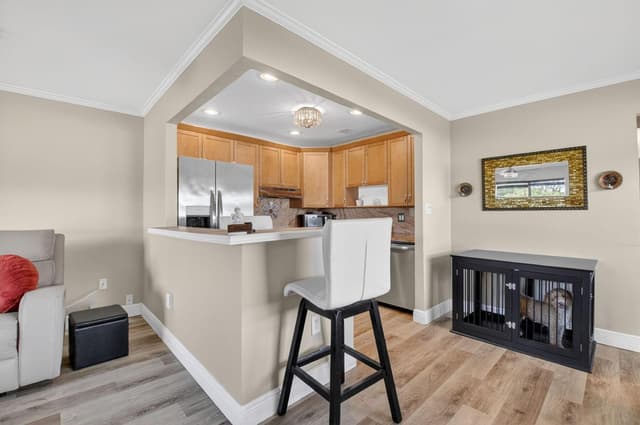 170 Valencia H, Delray Beach FL 33446 - Delray Beach, FL - Photo 3