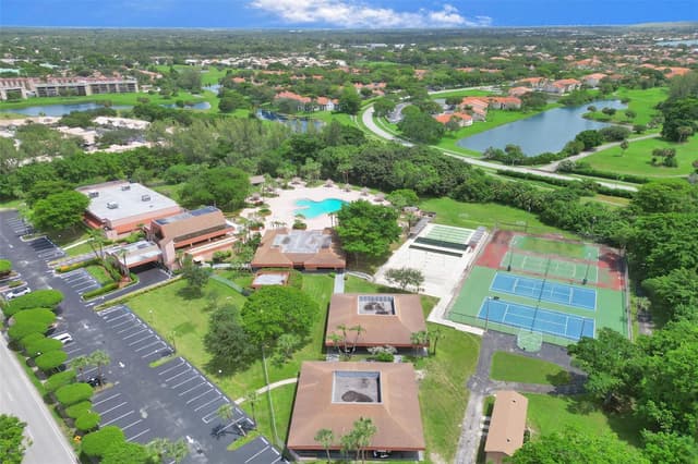 3120 Holiday Springs Boulevard # 106, Margate FL 33063 - Margate, FL - Photo 7