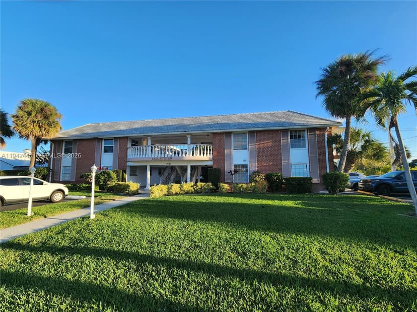 148 Yacht Club Dr # 10, North Palm Beach FL 33408