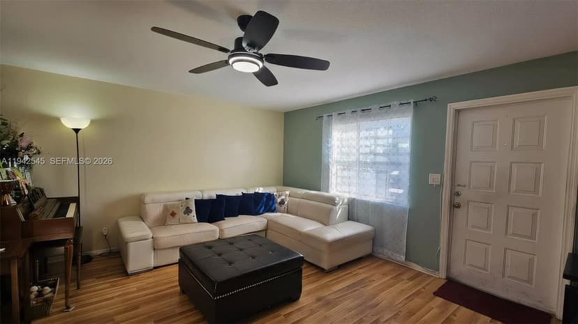 2200 Monroe St # 3, Hollywood FL 33020