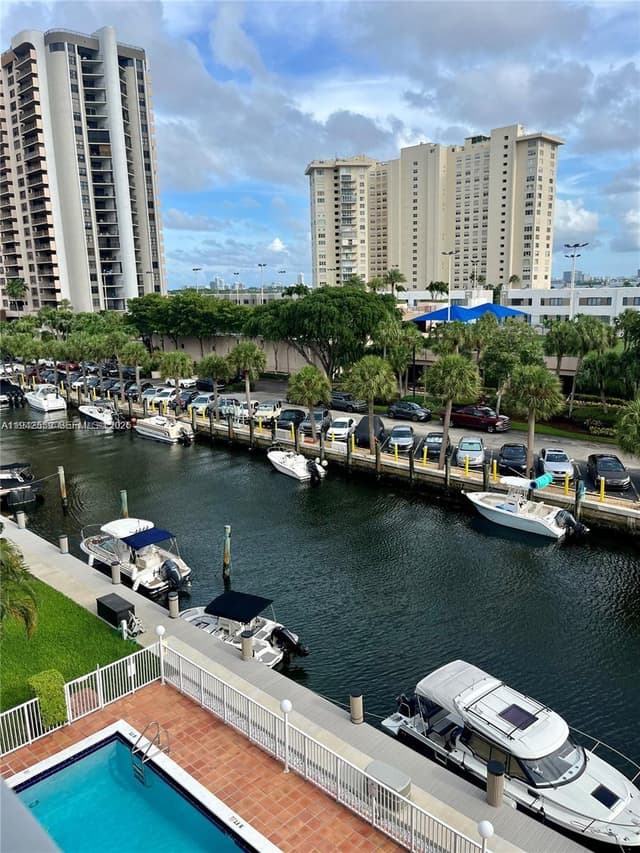 1650 NE 115th St # 507, Miami FL 33181 - Miami, FL - Photo 5