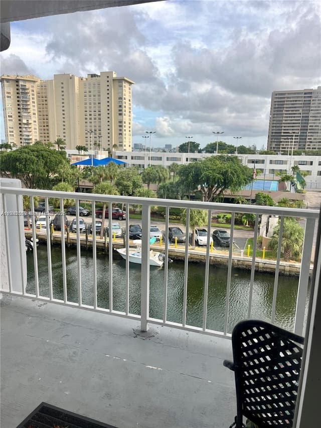 1650 NE 115th St # 507, Miami FL 33181 - Miami, FL - Photo 4