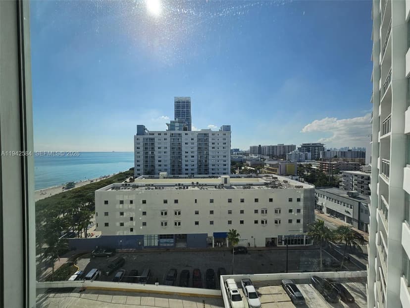 7135 Collins Ave # 1011, Miami Beach FL 33141