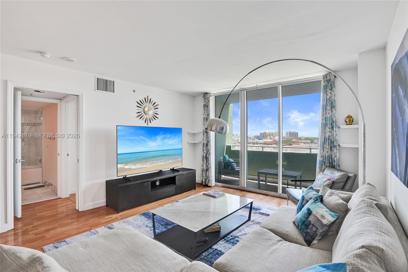 90 Alton Rd # 807, Miami Beach FL 33139