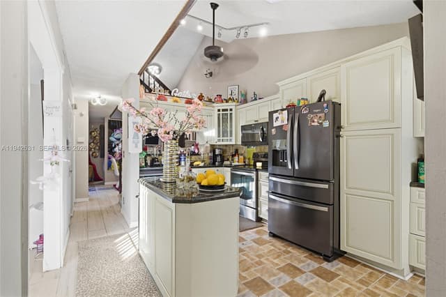 7790 NW 79th Ave # G6, Tamarac FL 33321 - Tamarac, FL - Photo 2