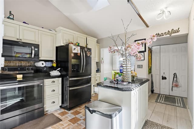 7790 NW 79th Ave # G6, Tamarac FL 33321 - Tamarac, FL - Photo 3