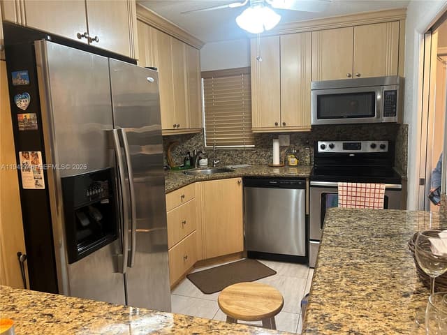 8900 Washington Blvd # 405A, Pembroke Pines FL 33025 - Pembroke Pines, FL - Photo 7