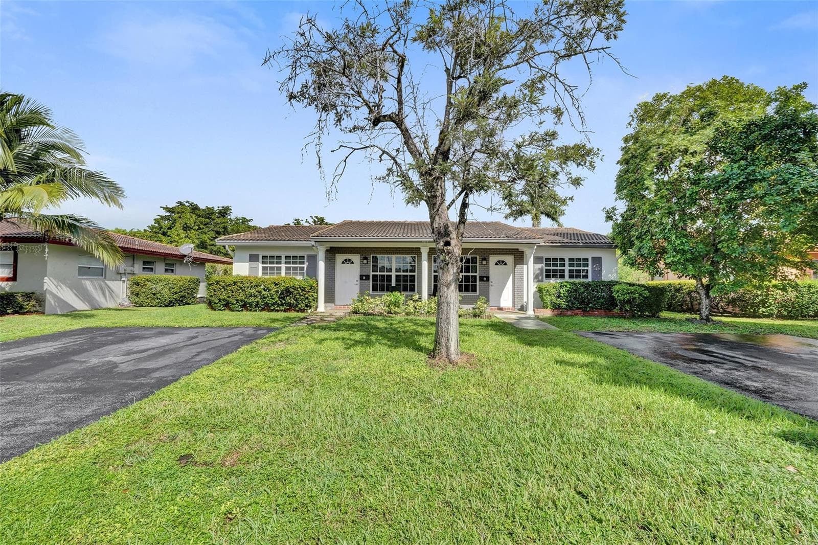 4017 Woodside Drive, Coral Springs FL 33065