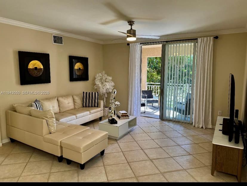 6434 Emerald Dunes Dr # 304, West Palm Beach FL 33411