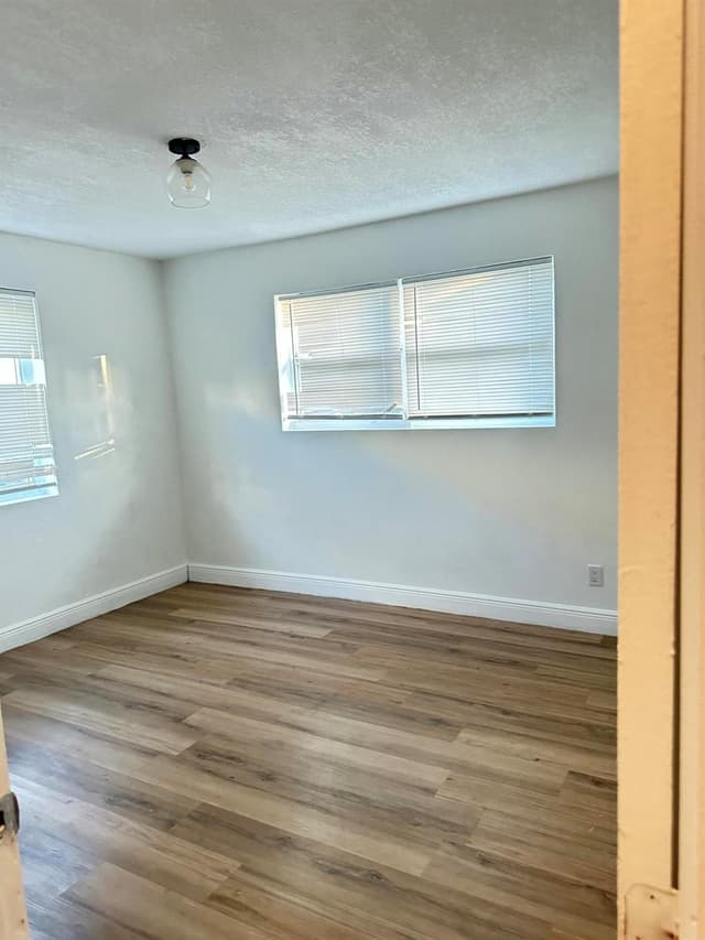 725 58th Street, West Palm Beach FL 33407 - West Palm Beach, FL - Photo 6
