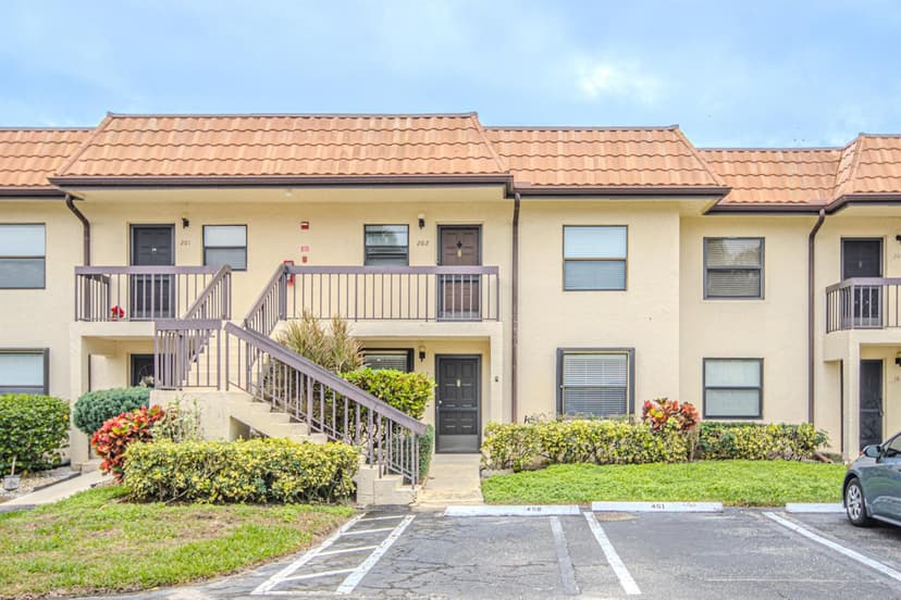 7094 Golf Colony Court # 102, Lake Worth FL 33467