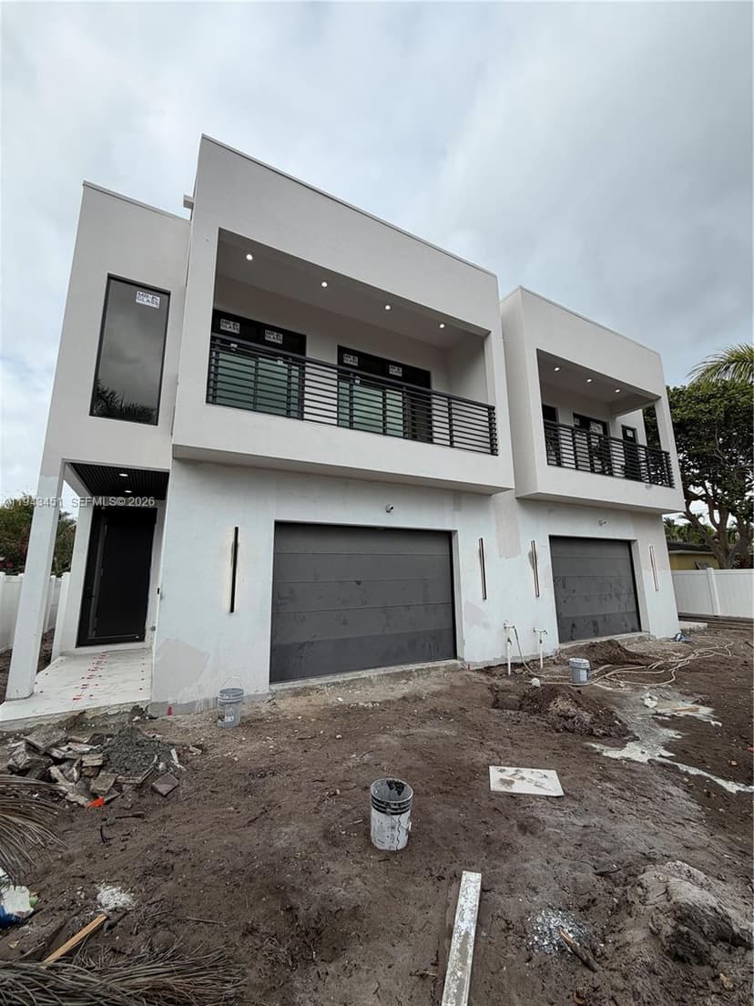 1135 NE 11th Ave, Fort Lauderdale FL 33304