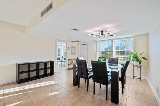 3900 Oaks Clubhouse Drive # 310, Pompano Beach FL 33069 - Pompano Beach, FL - Photo 2